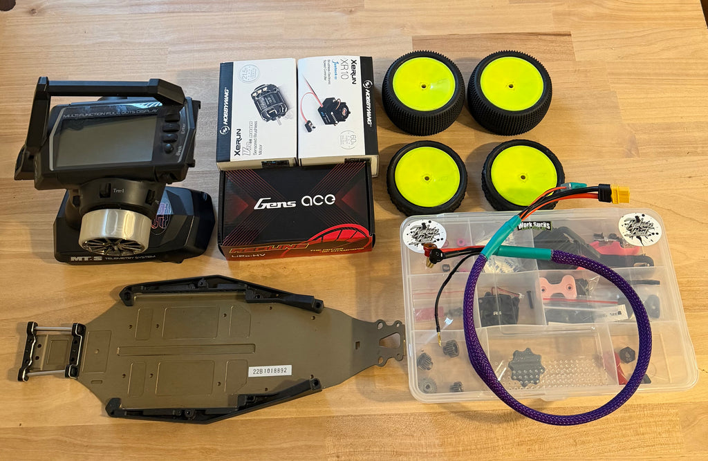 TLR 22 5.0 Race Buggy-Hobbywing Xerun Electronics- Sanwa MTS Radio-Race Ready!!