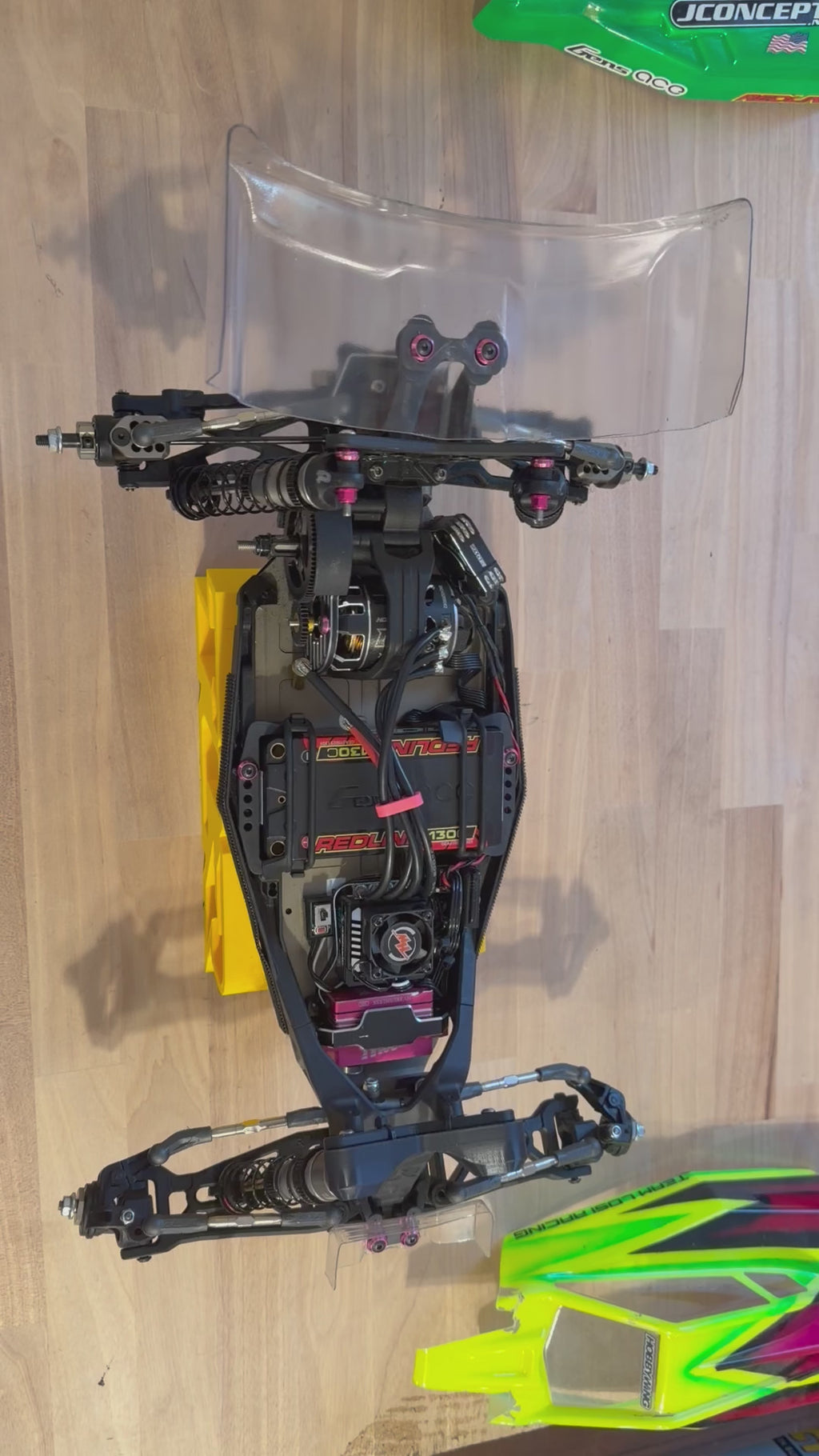 TLR 22 5.0 Race Buggy-Hobbywing Xerun Electronics- Sanwa MTS Radio-Race Ready!!